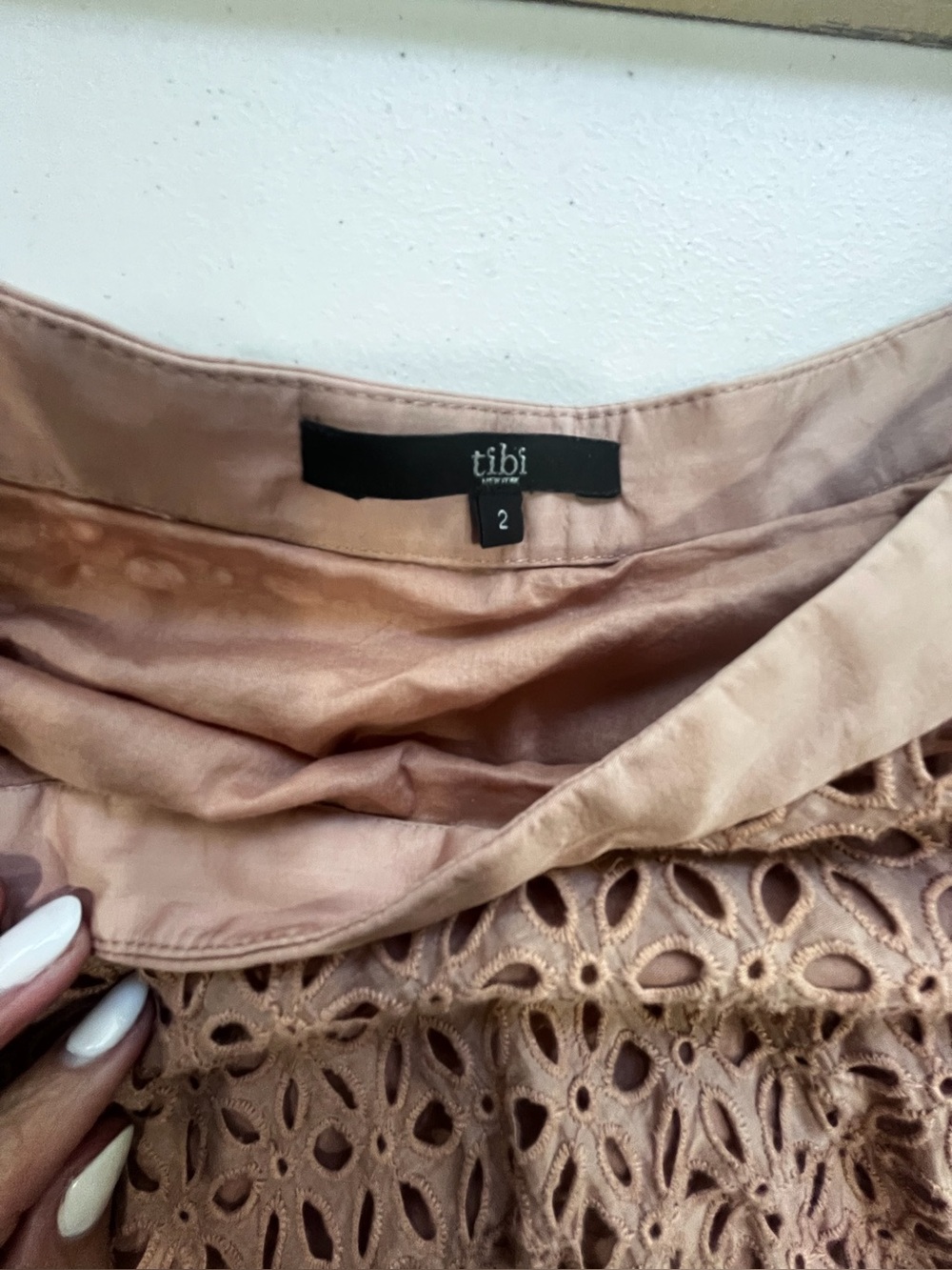 Tibi Dusty Rose Eyelet Lace Handkerchief Midi Skirt Size 2 - Picture 8 of 10